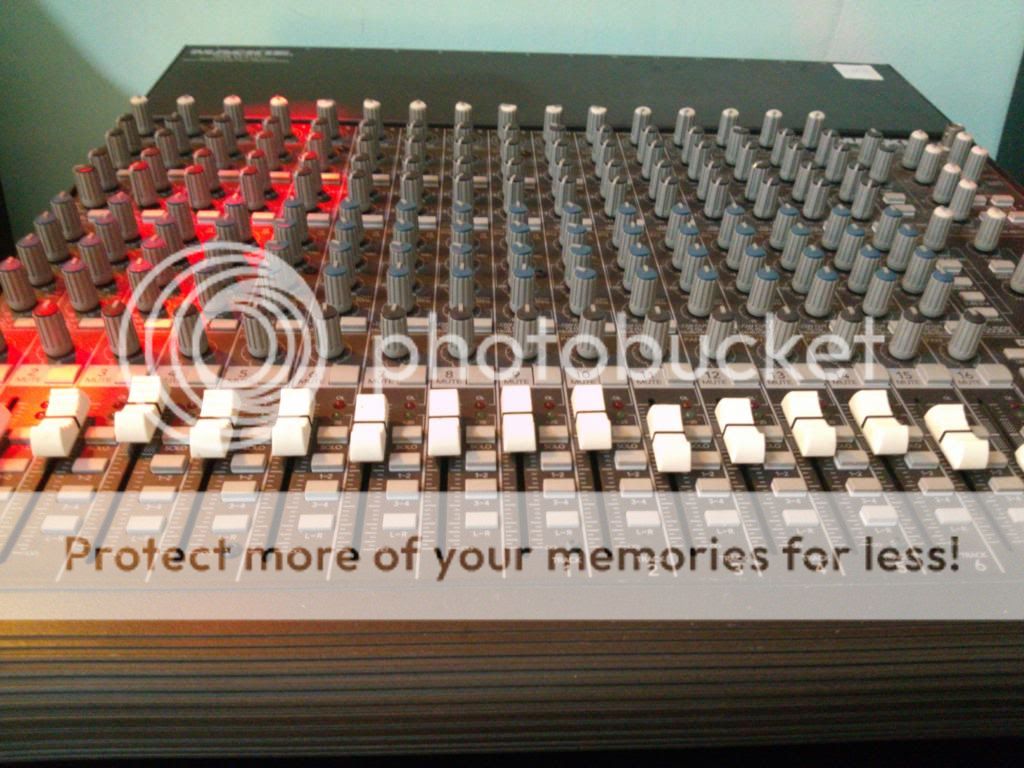 Bán amply BOSTON AUDIO PA999II Đầu ARIANG DH3600S trắng 6 lỗ. micro SHURE SM58 - 5